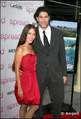Soleil Moon Frye et Jason Goldberg, lors de l'avant-première de  Toy Boy , à l'ArcLight Theatre d'Hollywood, à Los Angeles, le 3 août 2009 !