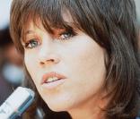 La comédienne Jane Fonda a lancé la tendance. D'un brun fougueux, elle est passée au fil du temps à un blond plus sage et plus lumineux. 