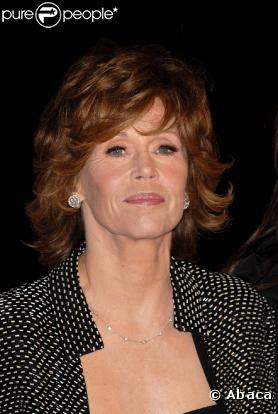 La comédienne Jane Fonda a lancé la tendance. D'un brun fougueux, elle est passée au fil du temps à un blond plus sage et plus lumineux.