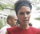 Victoria Beckham lors de son arrivée à Boston le 13/08/09 pour American Idol