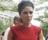 Victoria Beckham lors de son arrivée à Boston le 13/08/09 pour American Idol