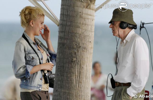 Scarlett Johansson et son mentor, Woody Allen, sur le tournage de Vicky, Cristina, Barcelona