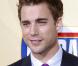 Dustin Milligan, lors de l"avant-première d" Extract , de Mike Judge, à l"ArcLight Theatre d"Hollywood, à Los Angeles, le 24 août 2009 !