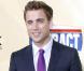 Dustin Milligan, lors de l"avant-première d" Extract , de Mike Judge, à l"ArcLight Theatre d"Hollywood, à Los Angeles, le 24 août 2009 !