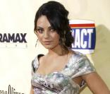La jolie Mila Kunis, lors de l'avant-première d' Extract , de Mike Judge, à l'ArcLight Theatre d'Hollywood, à Los Angeles, le 24 août 2009 !