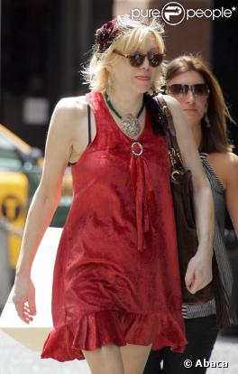 Courtney Love, un vrai caméléon dans les rues de New York