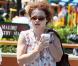 Helena Bonham Carter : un look sympathique... mais regardez ses pieds, c'est une horreur !