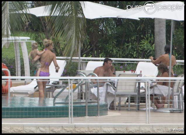 Britney et Jamie Lynn Spears avec leurs enfants à Miami le 31 août 2009