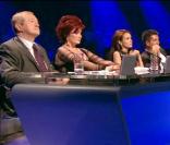 Le jury de The X Factor, Louis Walsh, Sharon Osbourne, Dannii Minogue et Simon Cowell