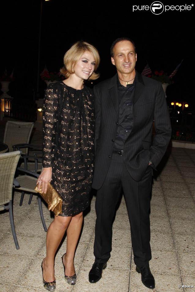 Emilie Dequenne et son nouveau compagnon lors de l'after party, au Casino de Deauville, de la projection du film The informant, le 9 septembre 2009