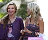 Lo Bosworth, Audrina Patridge et Stephanie Pratt sur le tournage de The Hills, à Hollywood. 18/09/09