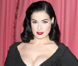 Dita Von Tesse pose pour Wonderbra. 23/09/09