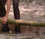 Epreuve de confort : remplir le bambou d'eau 