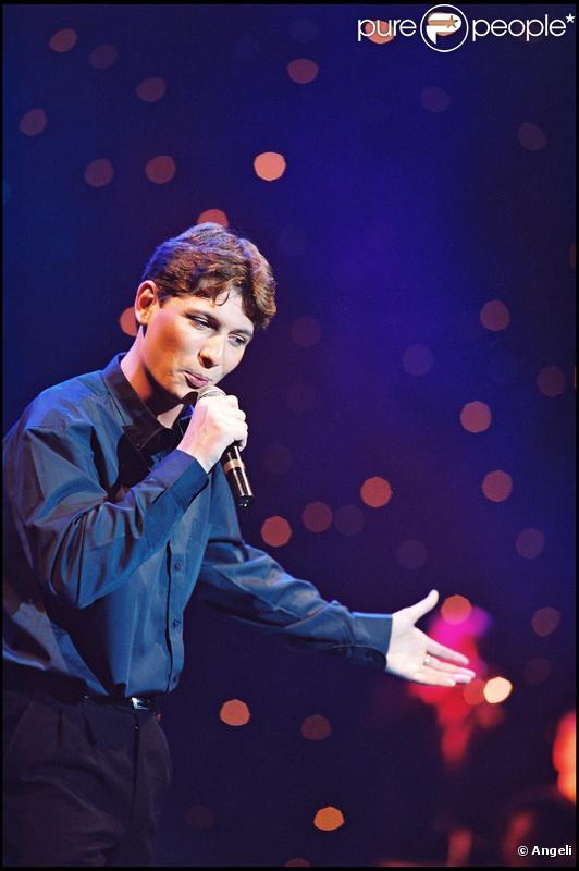 Olivier en spectacle d'imitation (avril 2001) 