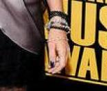 Ashley Tidsale et ses bracelets Evans 