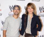 Judith Godrèche et Maurice Barthélémy lors de la soirée WWE RAW Live Tour, à Bercy, le 27/09/09