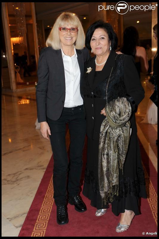 Mireille Darc et Mouna Noureddine au Festival International du film de Tunis. 27/09/09