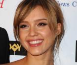 Jessica Alba fera partie des remettants lors de la 80e cérémonie des Oscars