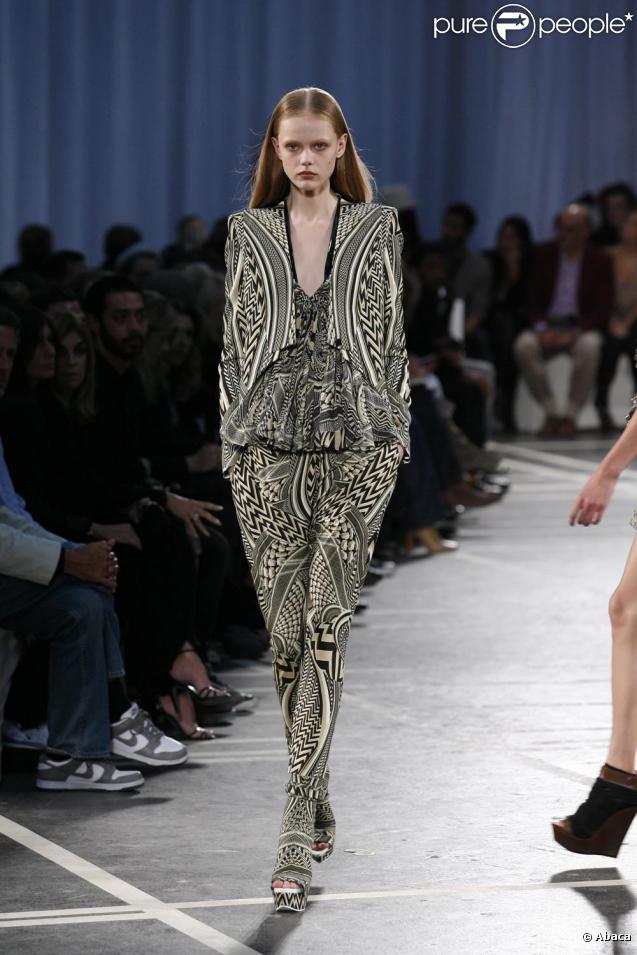 Défilé Givenchy à Paris le 4/10/09 