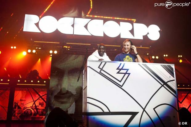 David Guetta et Akon au grand concert Rockcorps, le 2 octobre au Zénith de Paris.