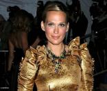 Molly Sims : Pour les soirées de gala, elle ose les épaulettes ! 