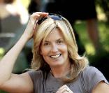 Rod Stewart et Penny Lancaster en compagnie de leur fils dans un parc à Beverly Hills le 26 septembre 2009