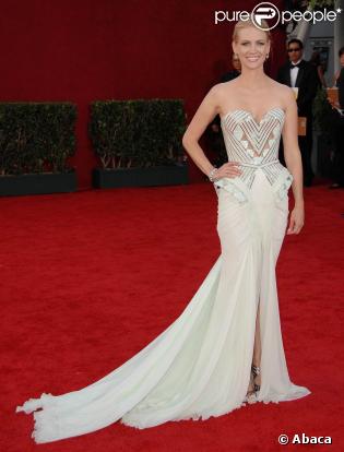 January Jones, l'une des stars les plus glamour du moment...