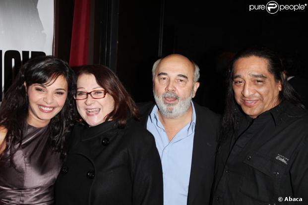 Saida Jawad, Josiane Balasko, Gérard Jugnot et Georges Aguilar lors de la première de Rose & Noir à Paris le 13 octobre 2009
