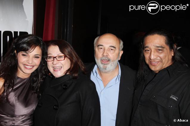 Saida Jawad, Josiane Balasko, Gérard Jugnot et Georges Aguilar lors de la première de Rose & Noir à Paris le 13 octobre 2009