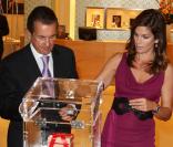 Cindy Crawford lors du lancement de la collection Omega Constellation, le 15 octobre à Londres