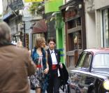 Lou Doillon sur le tournage de Gigola de Laure Charpentier à Paris le 18 octobre 2009