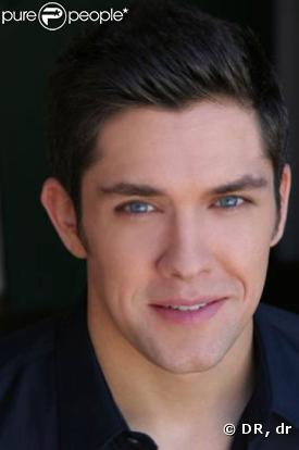 Neal Bledsoe alias Josh Ellis