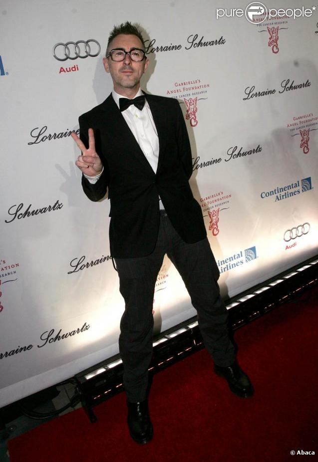 Alan Cumming est arrivé plus en forme que jamais  à l'Angel Ball 2009 ! 