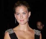 Bar Refaeli à l'Angel Ball 2009. 20/10/09