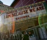 Madonna au Malawi en mars 2009 pour présenter également son documentaire... 