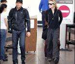 Renée Zellweger et Bradley Cooper à l'aéroport de Los Angeles, le 24/10/09