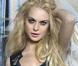 Lindsay Lohan, encore plus séduisante et sexy en tenue déchirée...