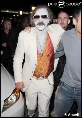 Mickey Rourke au sortir d'une soirée Halloween à Hollywood le 29 octobre 2009 
