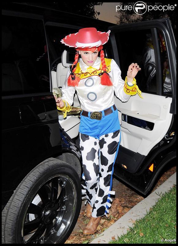 Gwen Stefani pour Halloween (Los Angeles 31 octobre 2009)