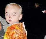 Gwen Stefani, Zuma pour Halloween (Los Angeles 31 octobre 2009)