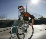  Aaron Fotheringham fait du fauteuil-roulant version extrême  