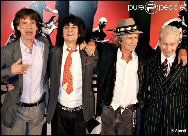 Les Rolling Stones au grand complet.