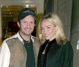 Scott Young et Noelle Reno lors du lancement de la collection de bijoux de Georgina Chapman en collaboration avec Garrard à Londres le 4 novembre 2009