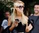 Paris Hilton et sa soeur Nicky font du shopping jusqu'à plus soif