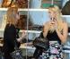 Paris Hilton et sa soeur Nicky font du shopping jusqu'à plus soif