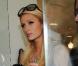 Paris Hilton et sa soeur Nicky font du shopping jusqu'à plus soif