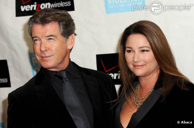 Pierce Brosnan et sa femme Keely ont reçu le 6 novembre 2009 l'Activism Award lors des 38e Peace over Violence Humanitarian Awards