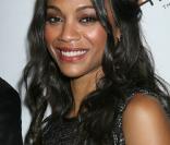 La radieuse Zoe Saldana aux Hamilton Behind Camera Awards, qui se sont tenus au Highlands Night Club d'Hollywood, à Los Angeles, le 8 niovembre 2009.