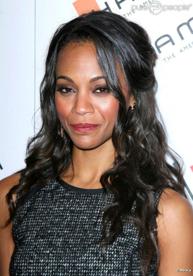 Zoe Saldana aux Hamilton Behind Camera Awards, qui se sont tenus au Highlands Night Club d'Hollywood, à Los Angeles, le 8 niovembre 2009.
