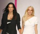 Lindsay Lohan au défilé Ungaro et Estrella Archs 